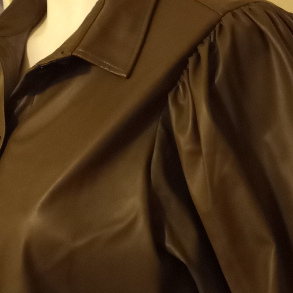 Jacket - Picture 3 of 4